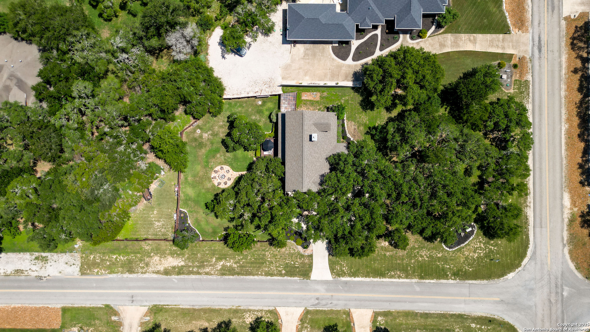 main property photo 54