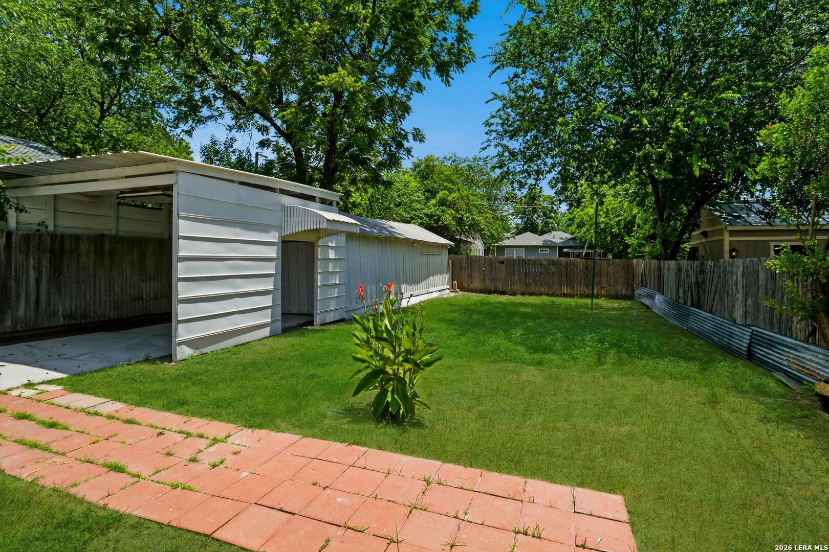 main property photo 15
