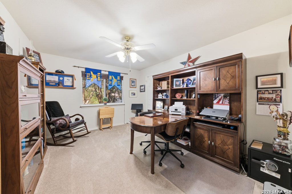 main property photo 28
