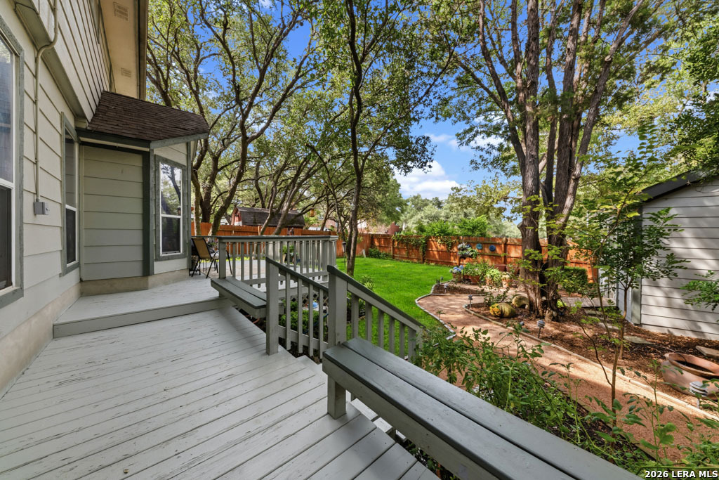 main property photo 32