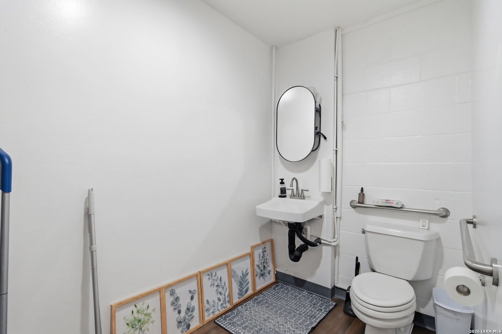 main property photo 21