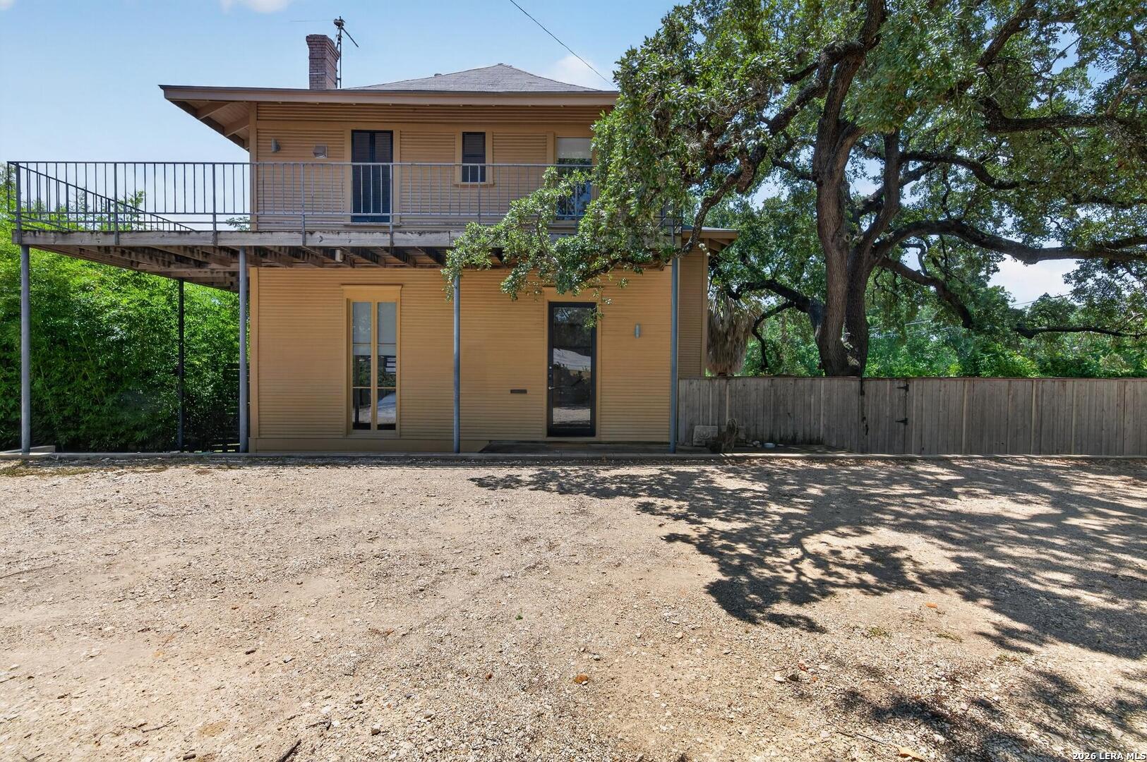 main property photo 32
