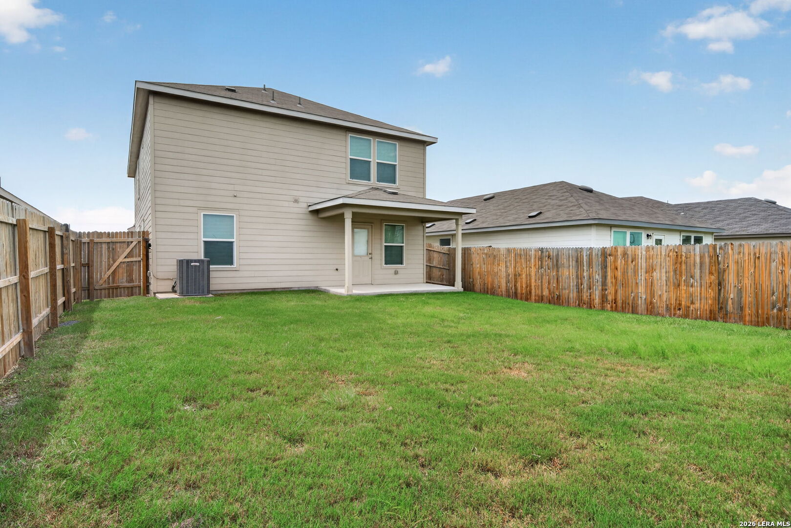 main property photo 32