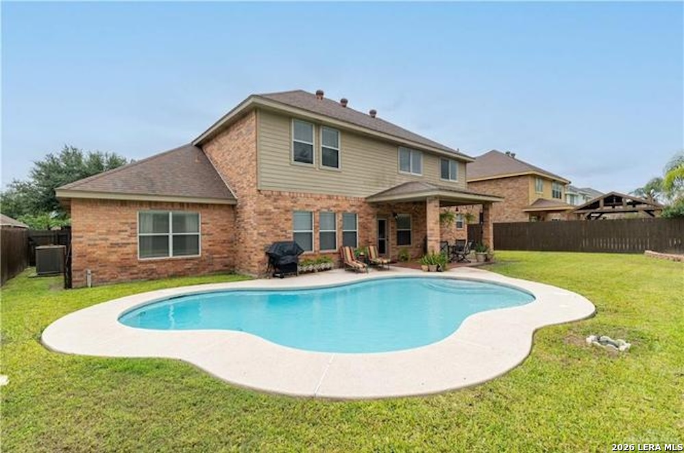 main property photo 24