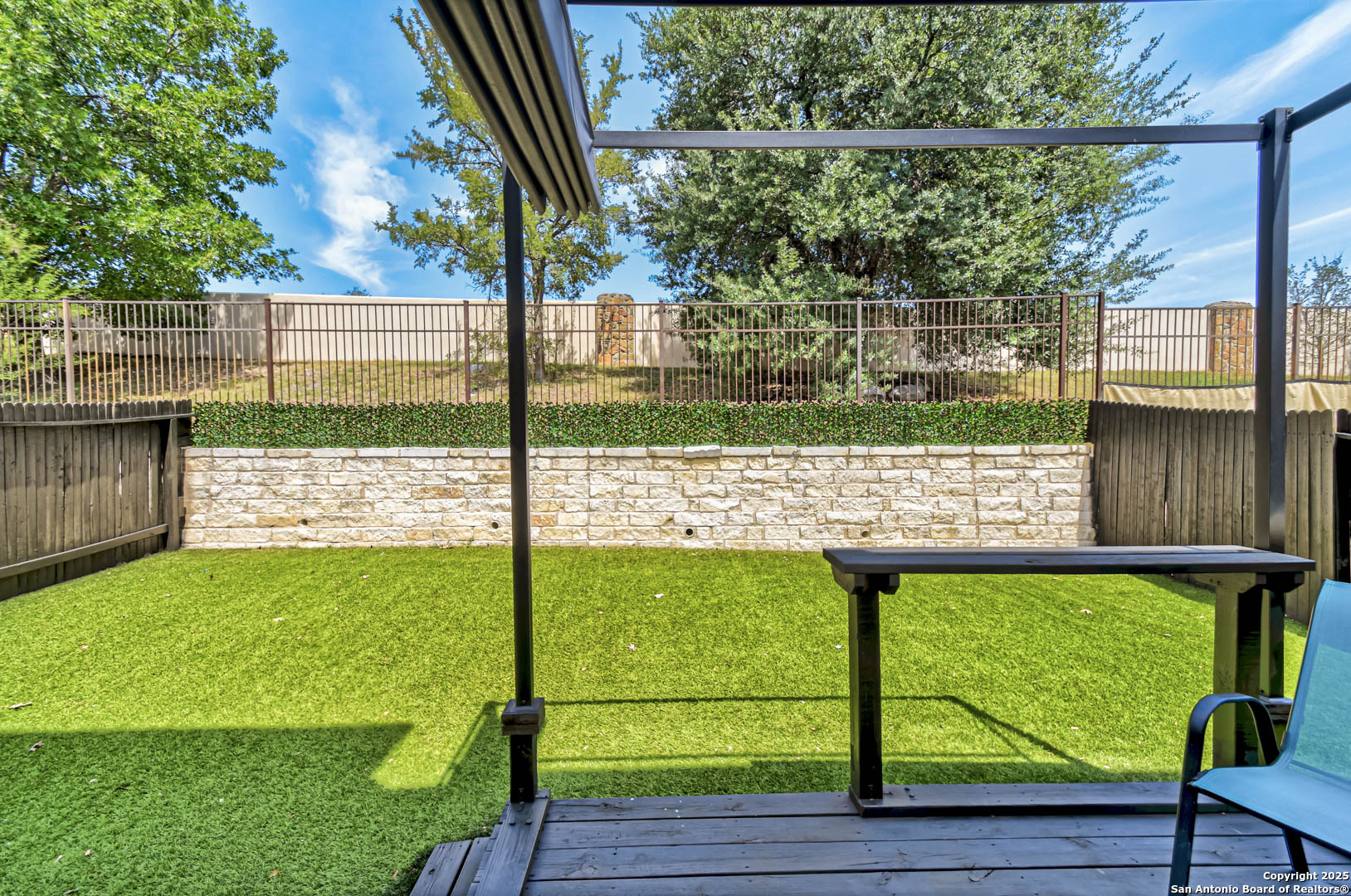 main property photo 26