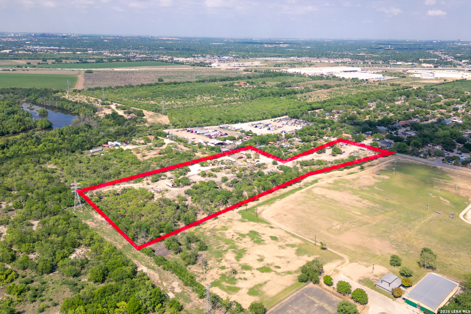 main property photo 3