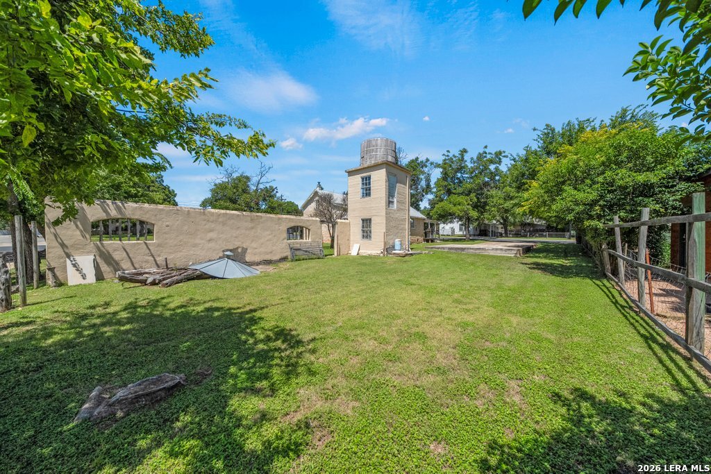 main property photo 23