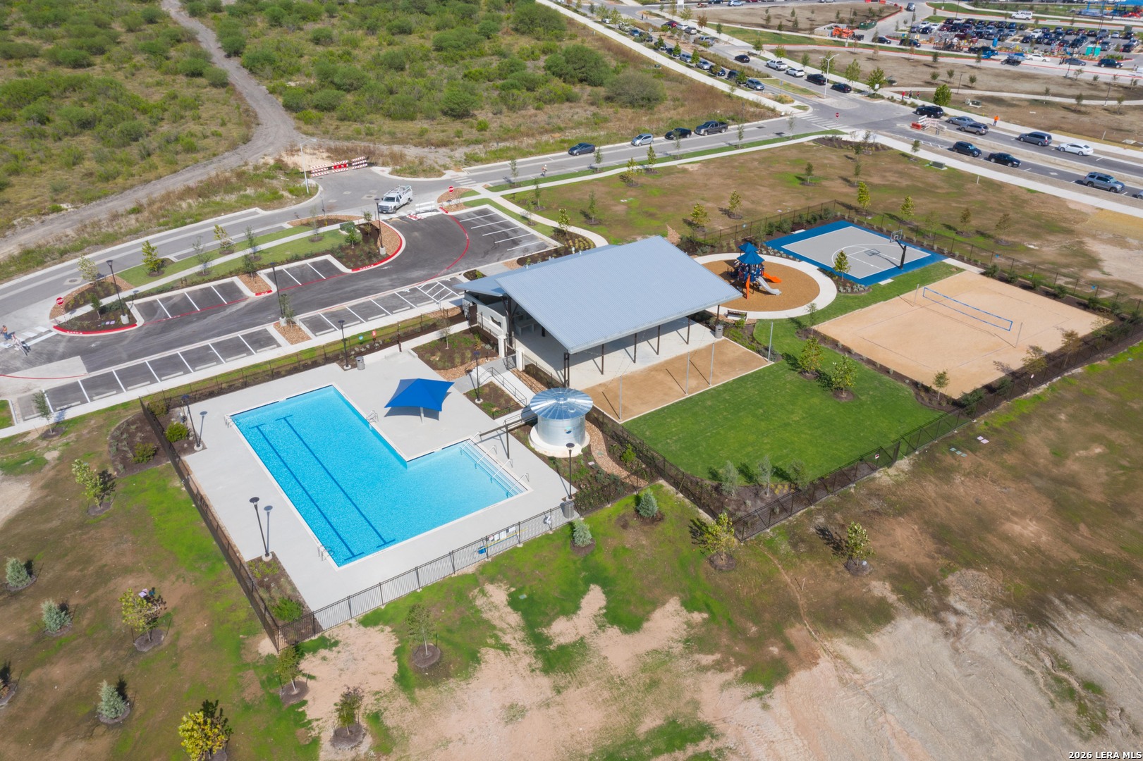 main property photo 38