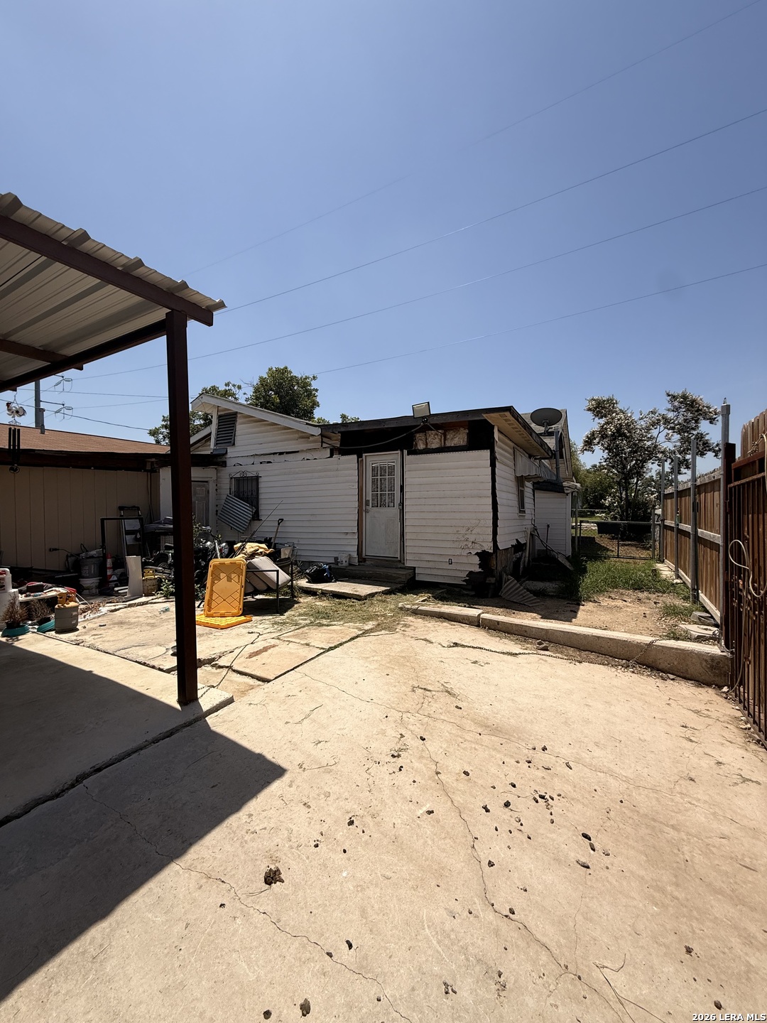 main property photo 21