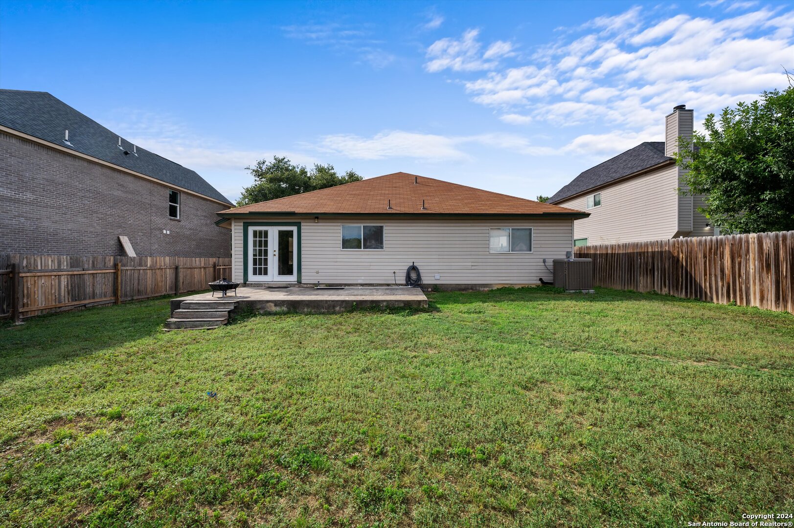 main property photo 25