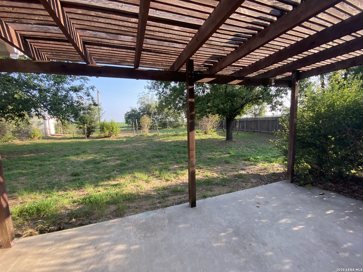 main property photo 9