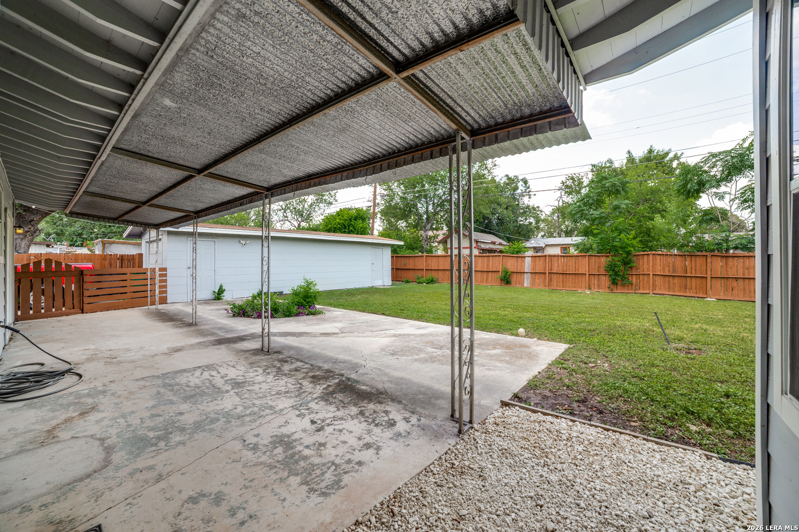 main property photo 21