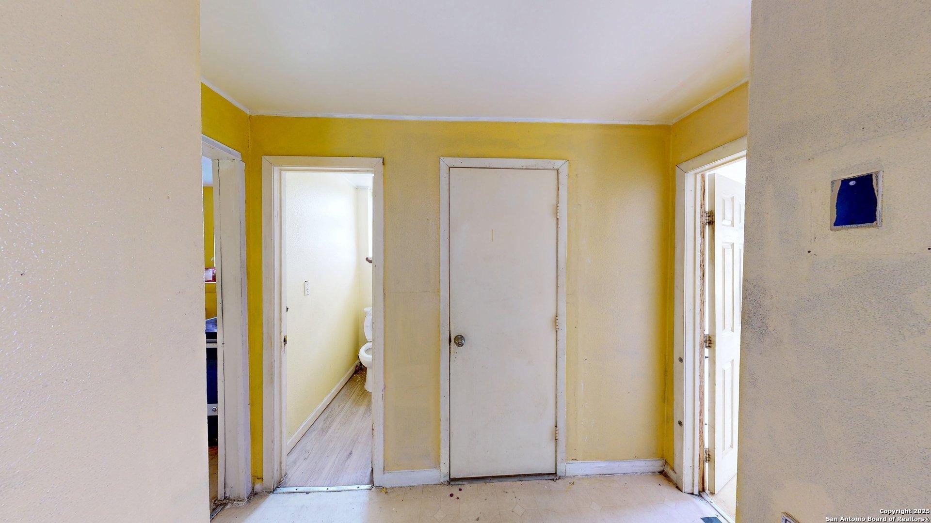 main property photo 17
