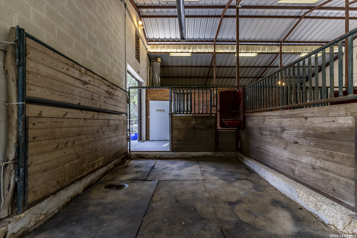 main property photo 77