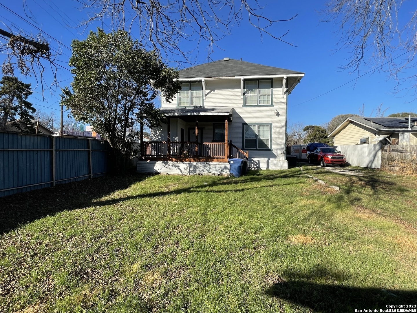 main property photo 29