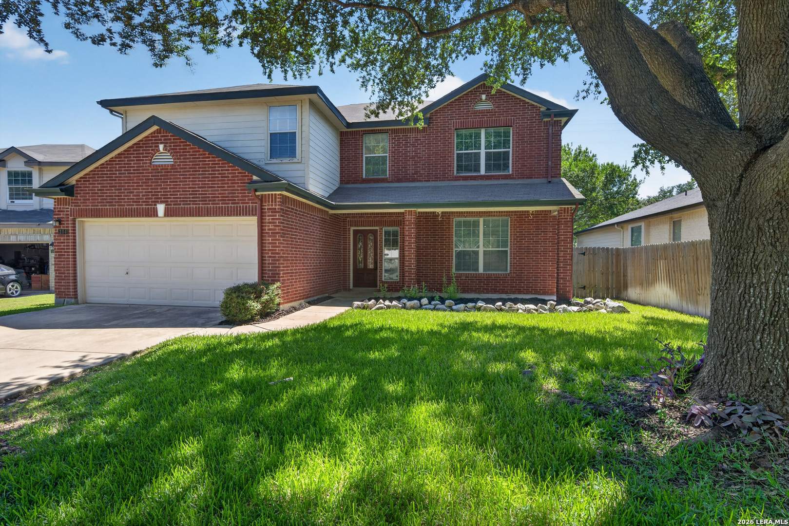 main property photo 3