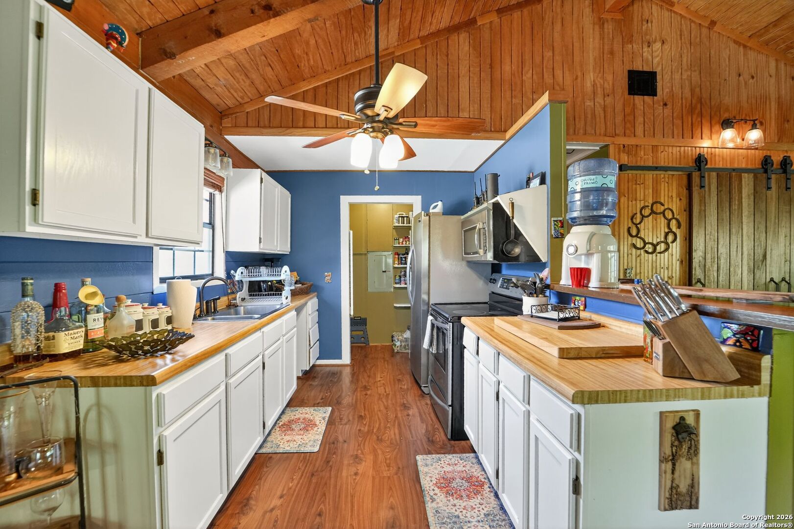 main property photo 24