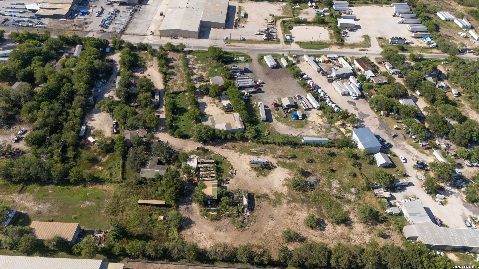 main property photo 17