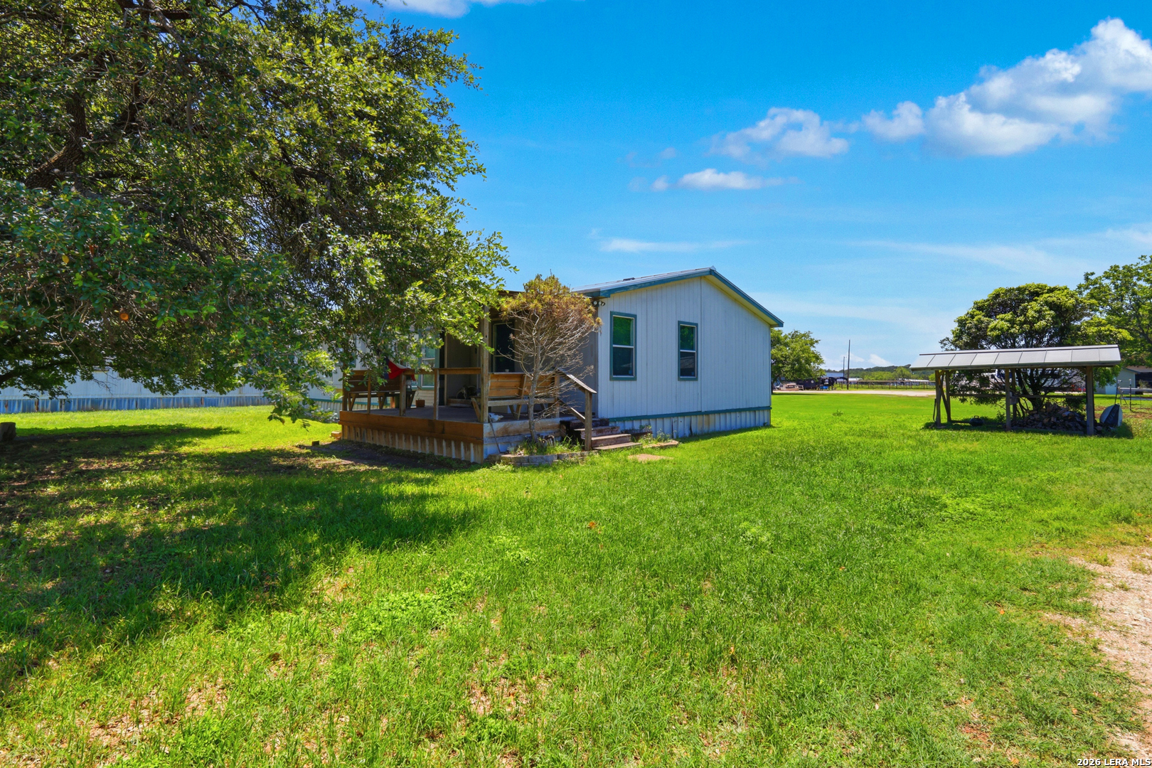 main property photo 8