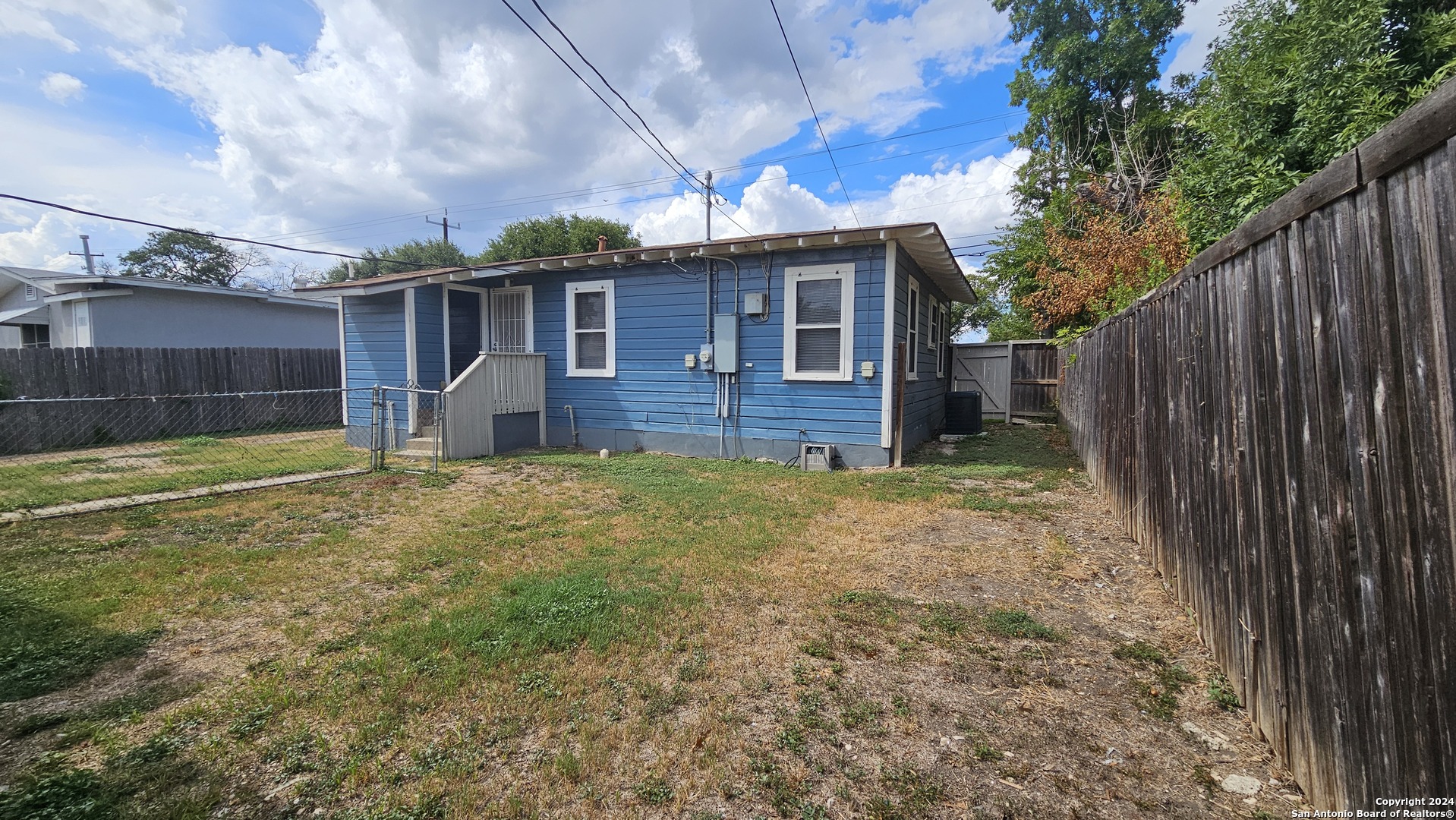 main property photo 22