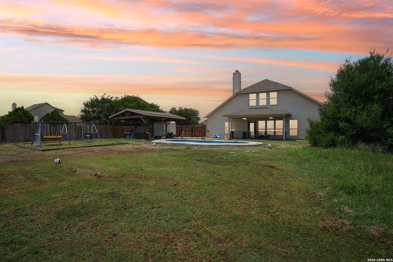 main property photo 50