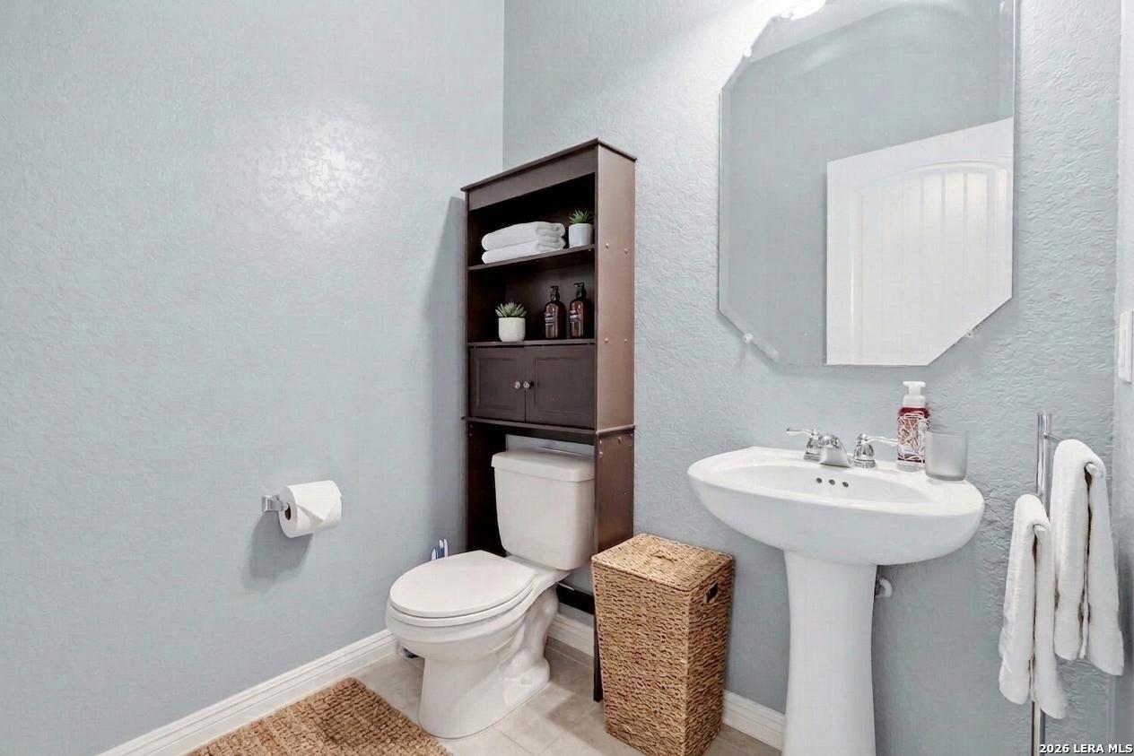 main property photo 13