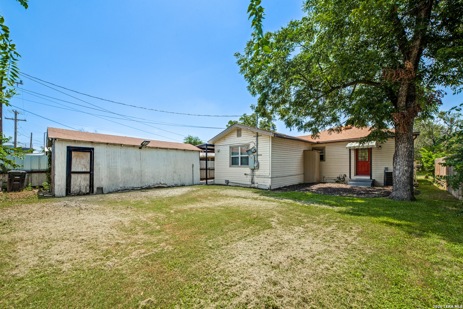 main property photo 23