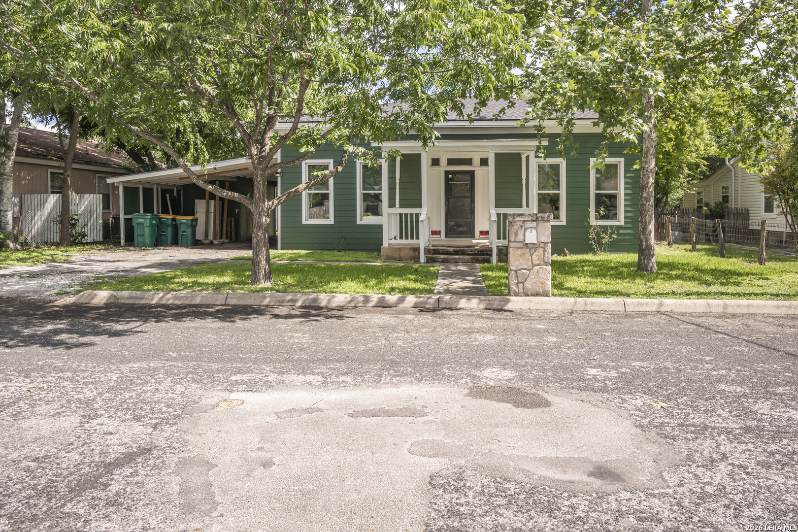 main property photo 38