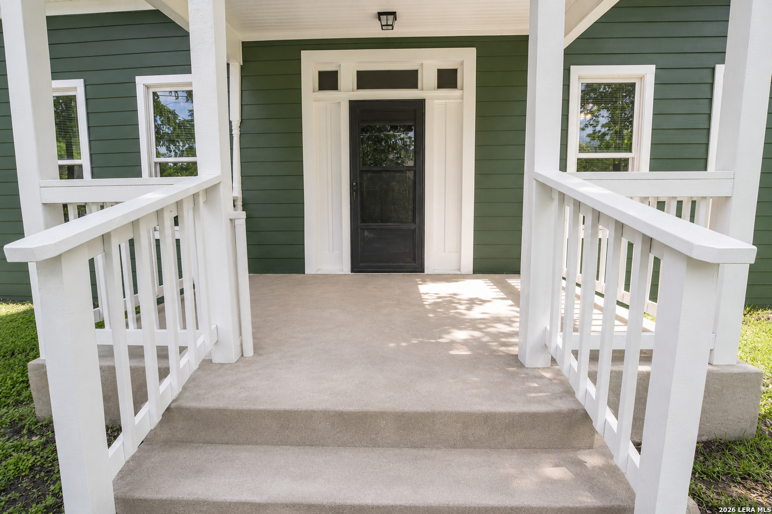 main property photo 40