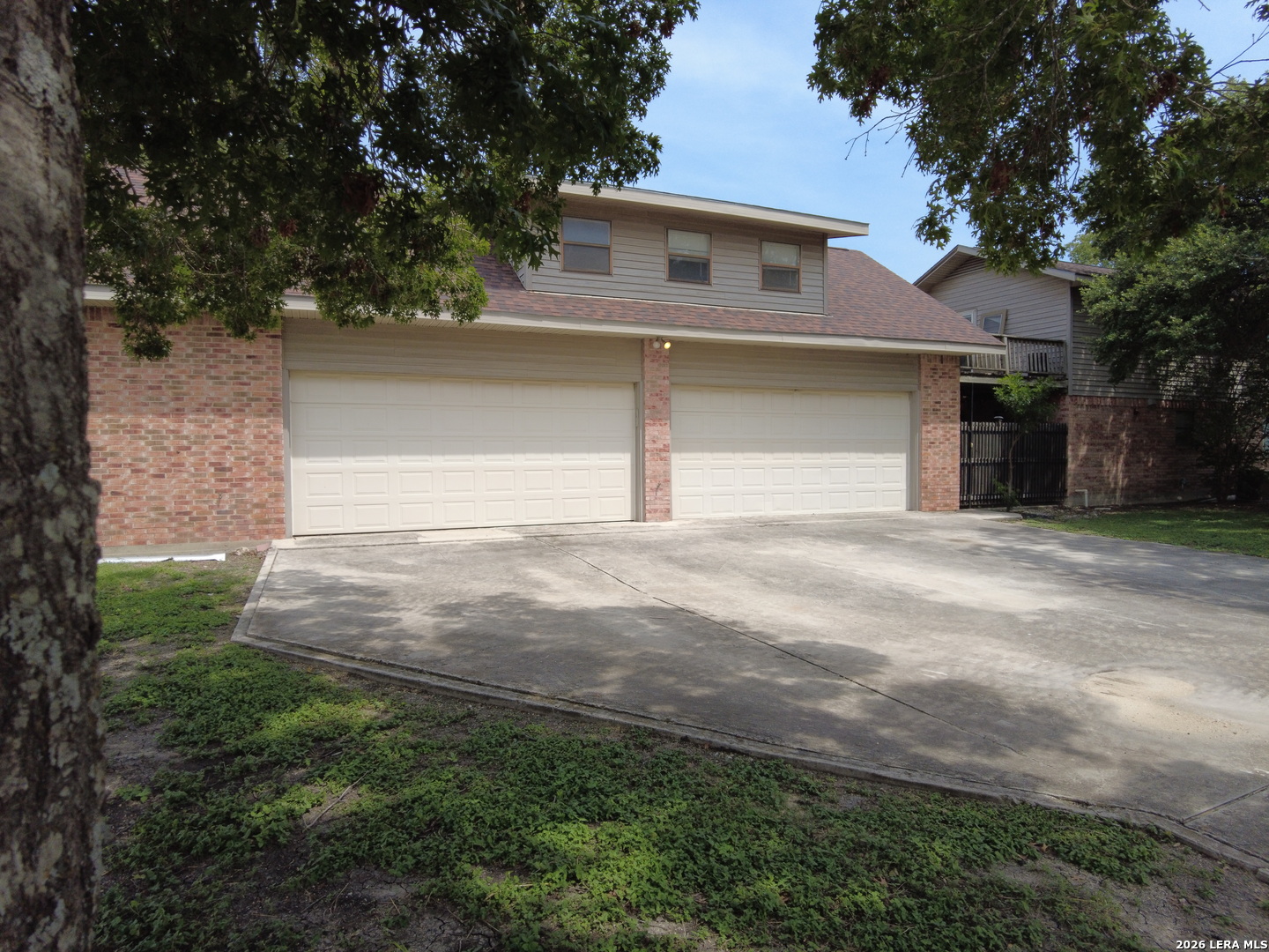 main property photo 20