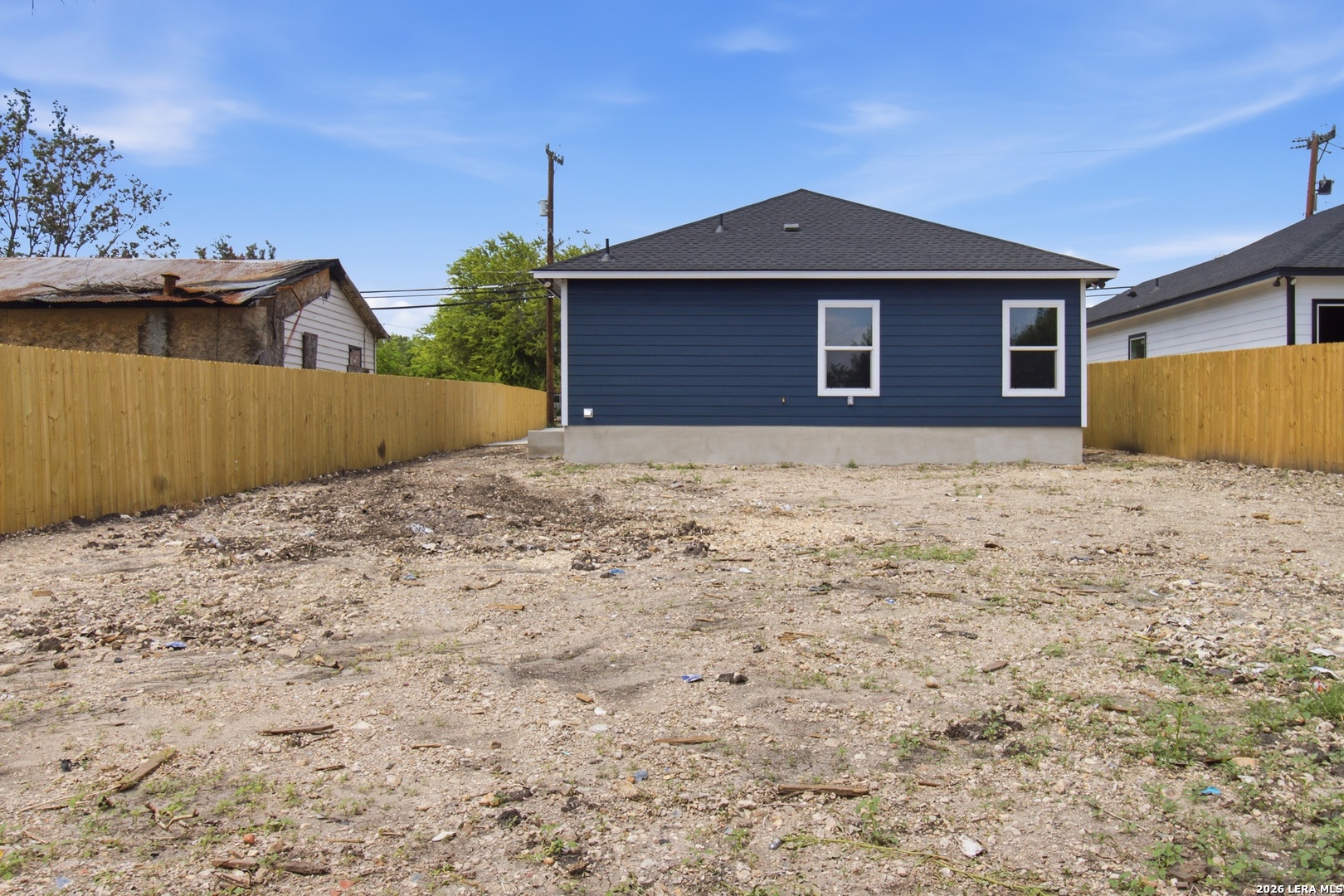 main property photo 19