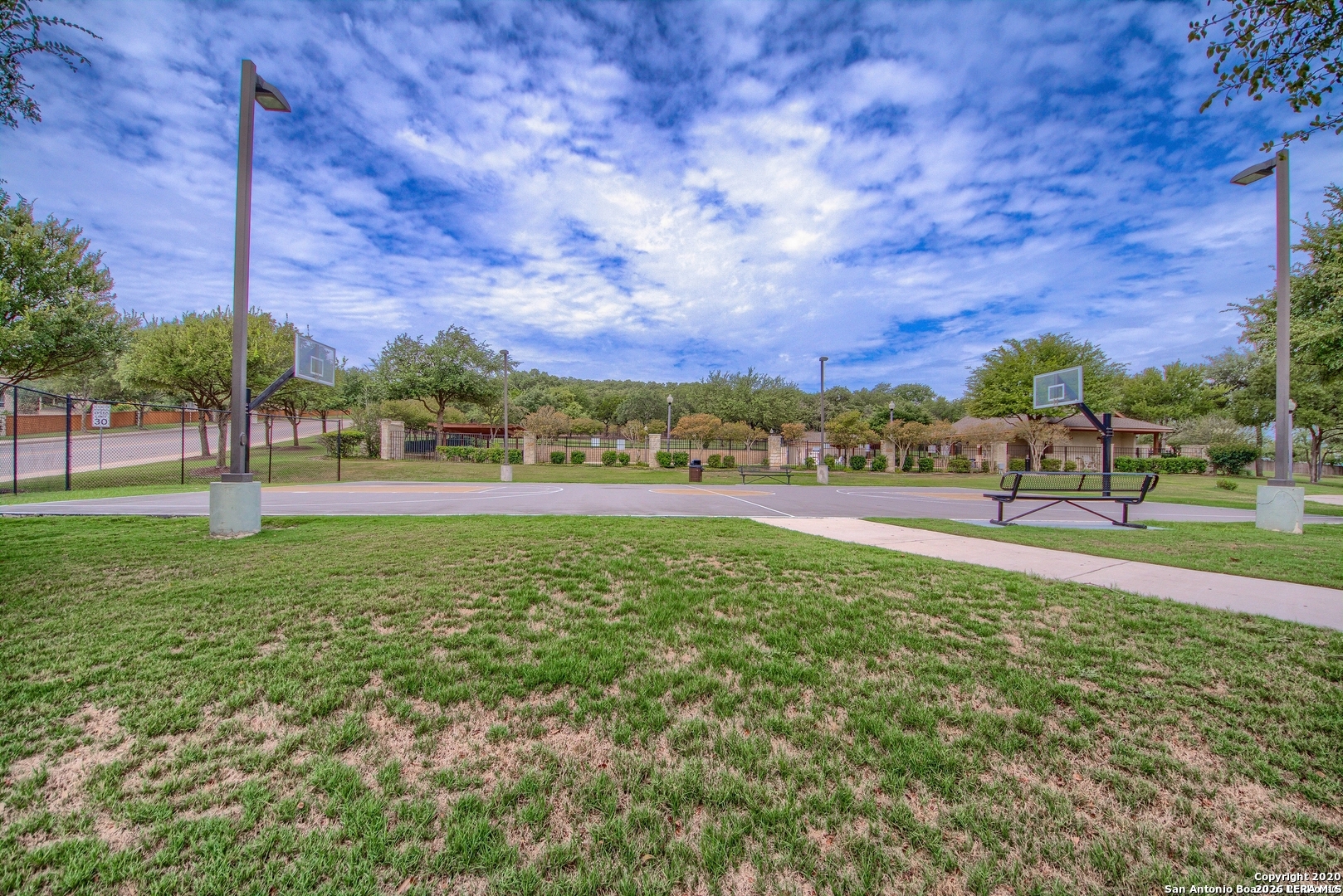 main property photo 29