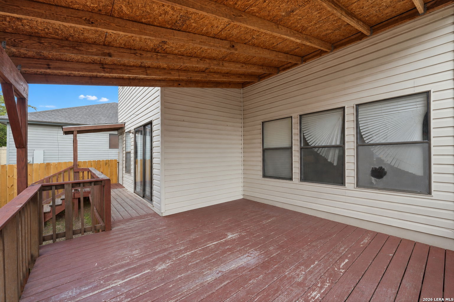 main property photo 27