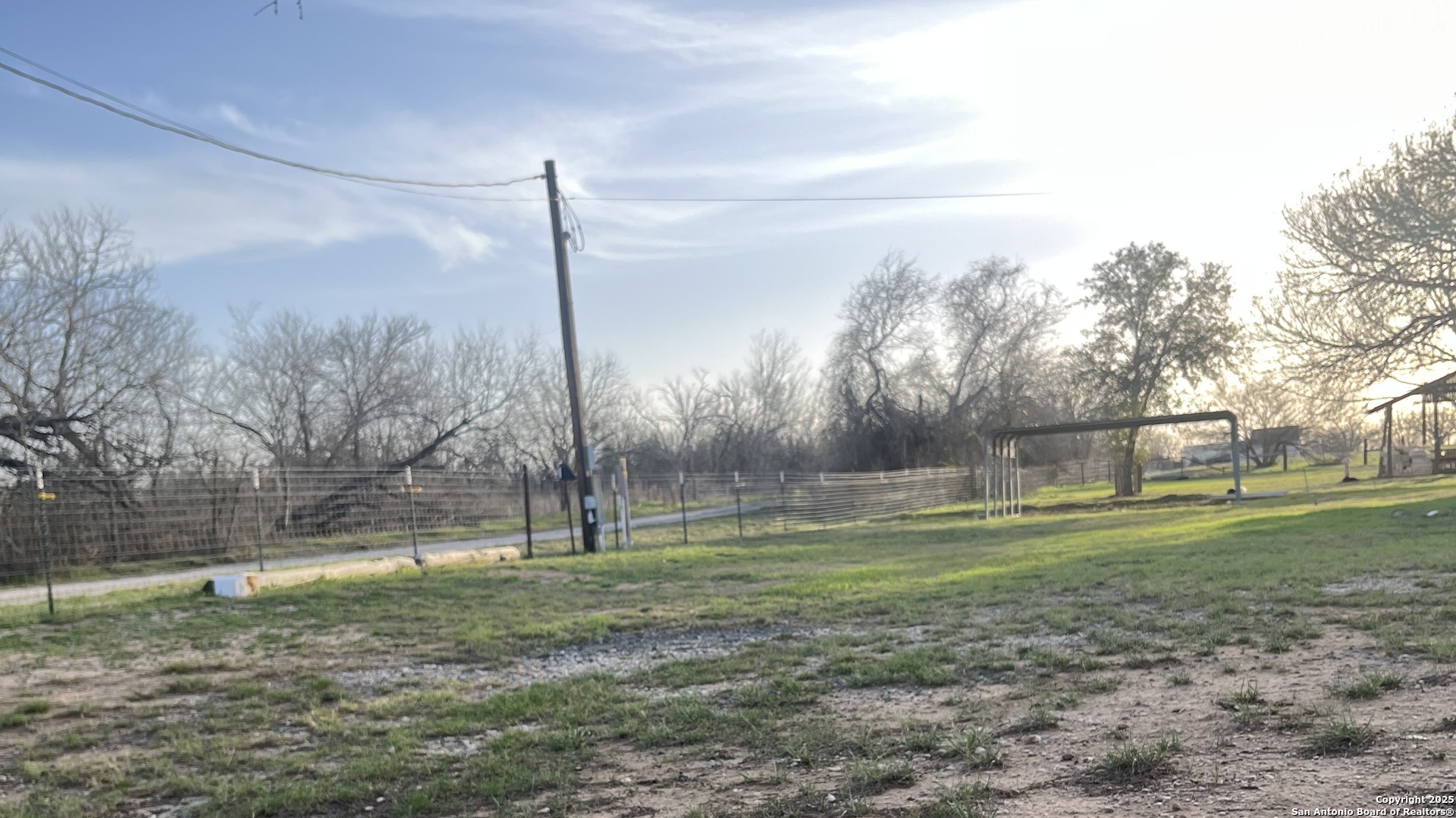 main property photo 38