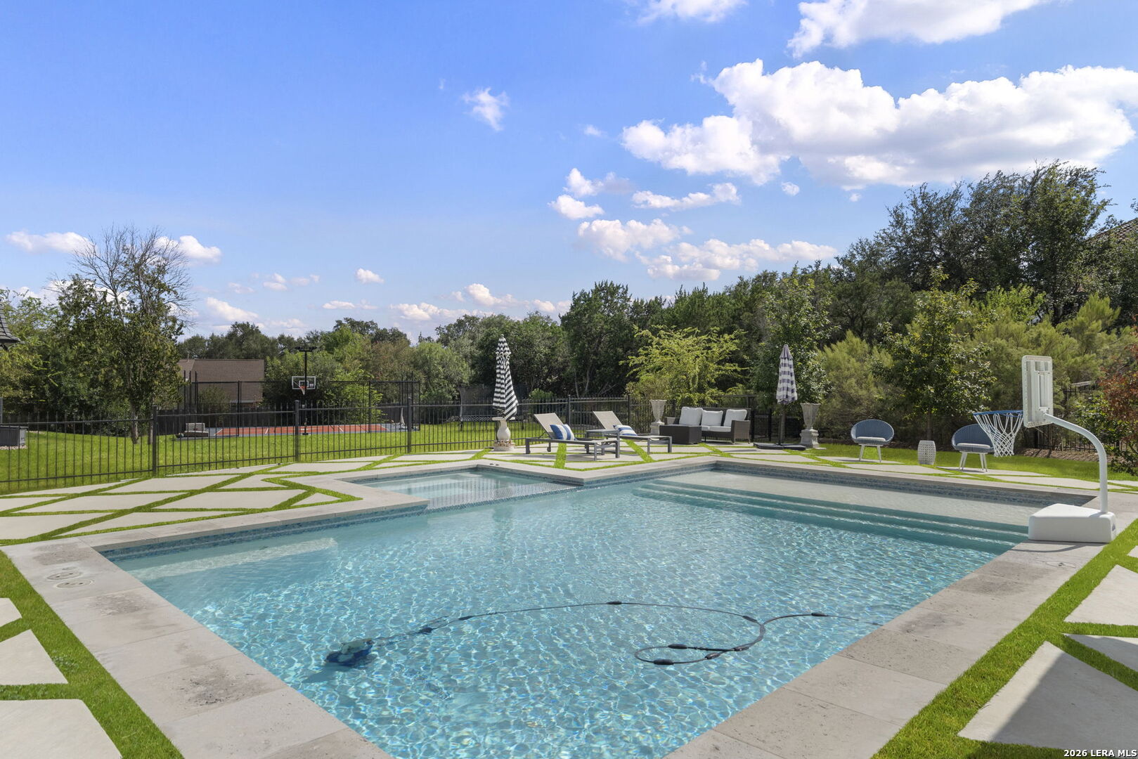 main property photo 67
