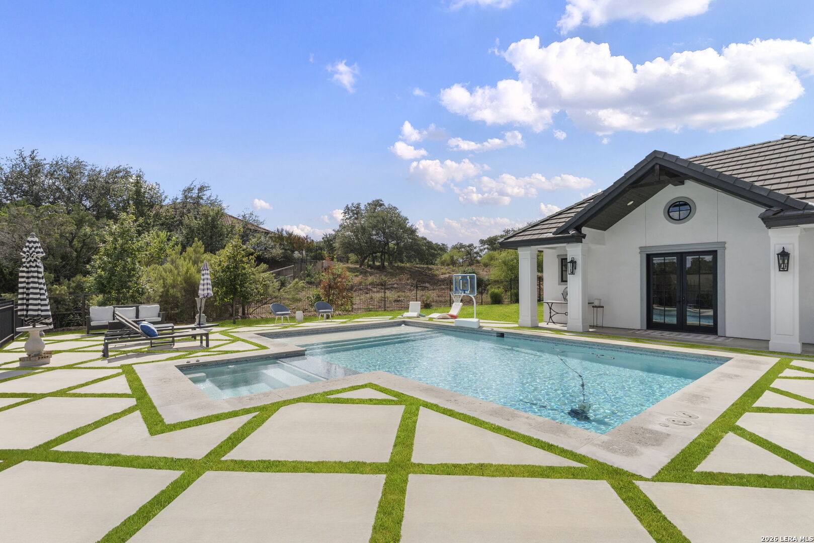 main property photo 68