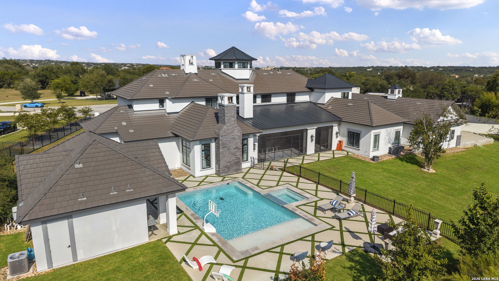 main property photo 74