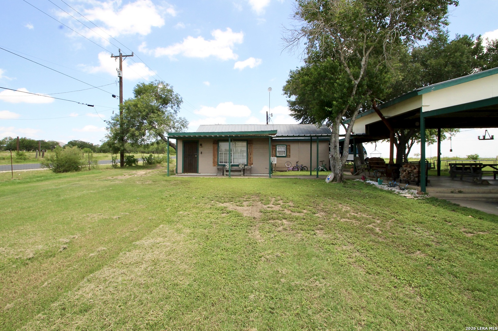 main property photo 1