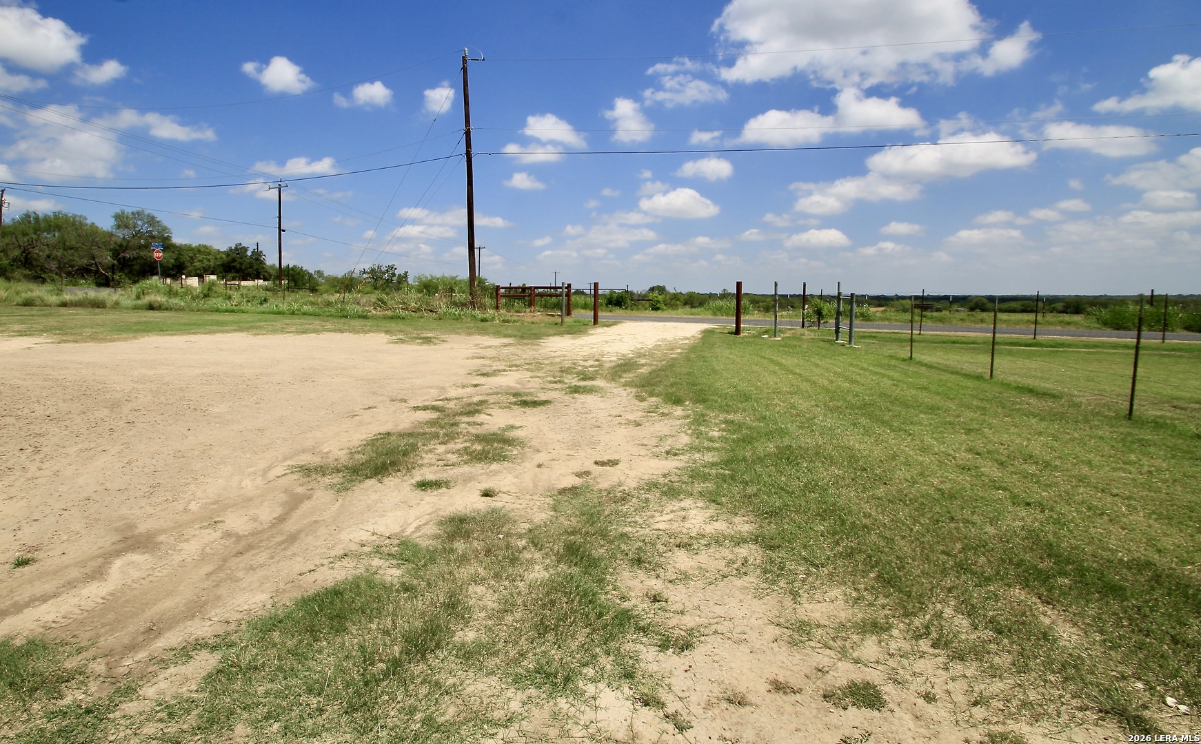 main property photo 30