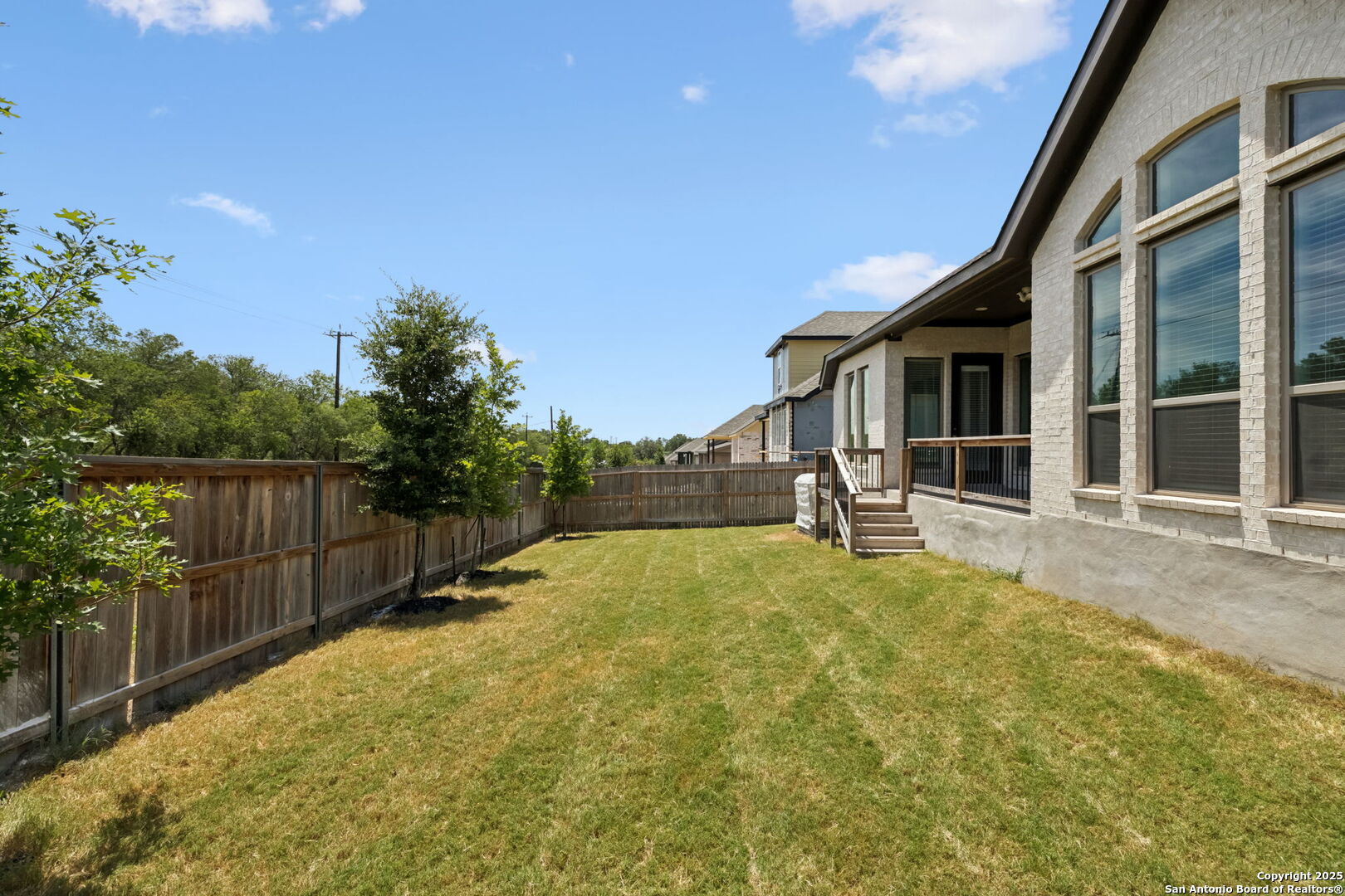 main property photo 40