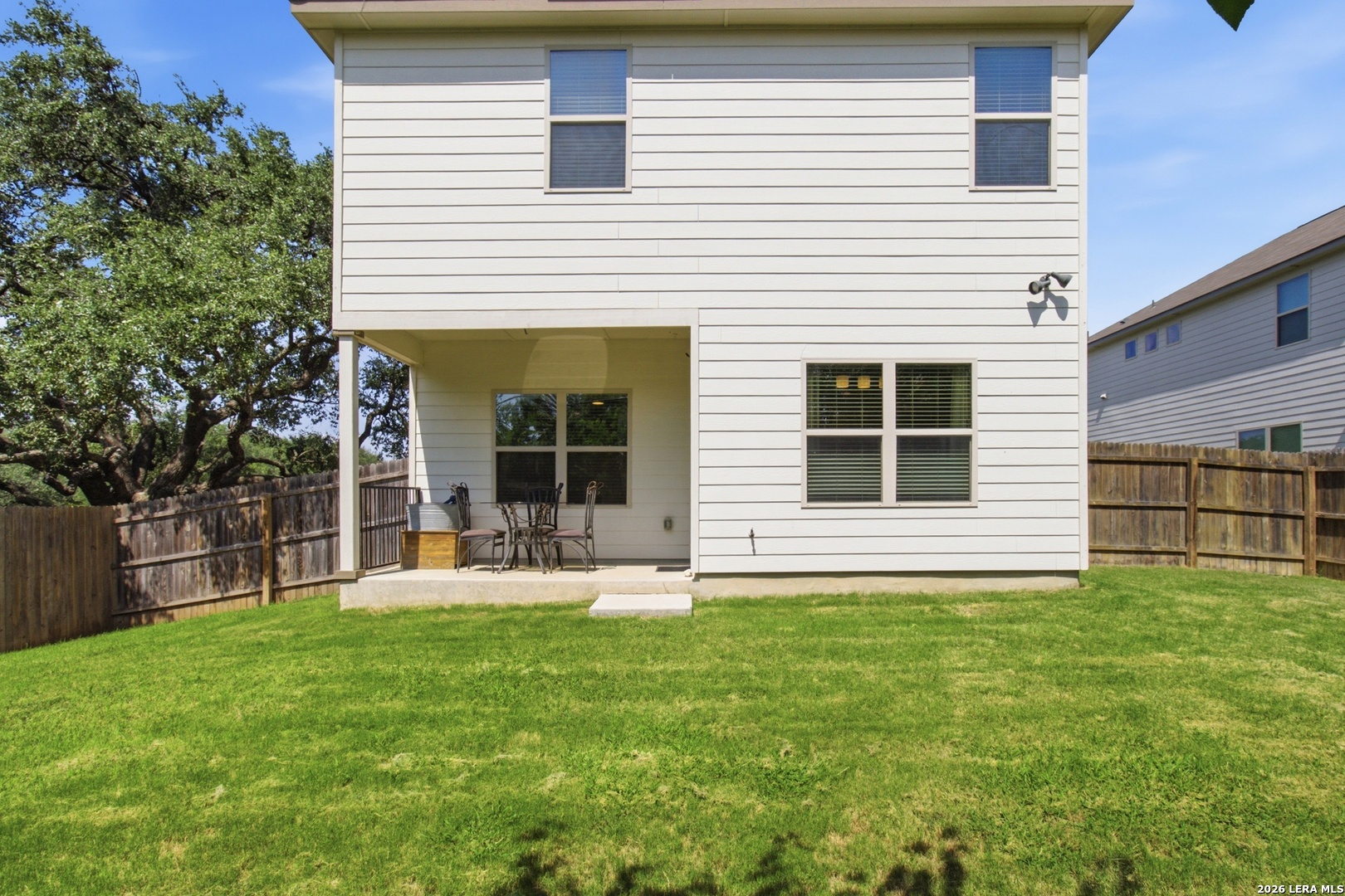 main property photo 27