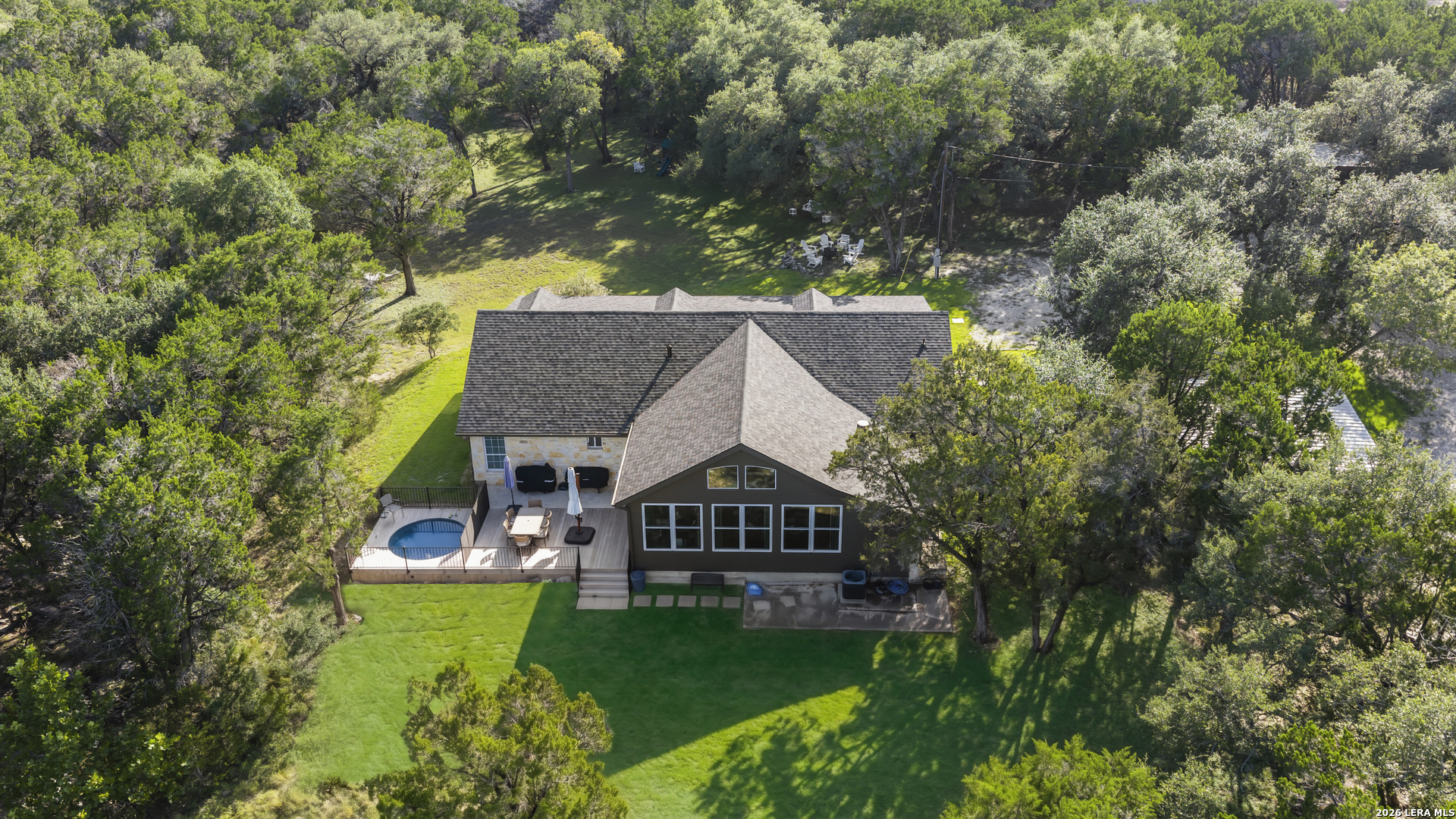 main property photo 47