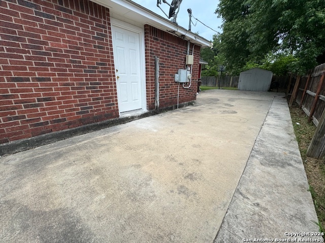 main property photo 34