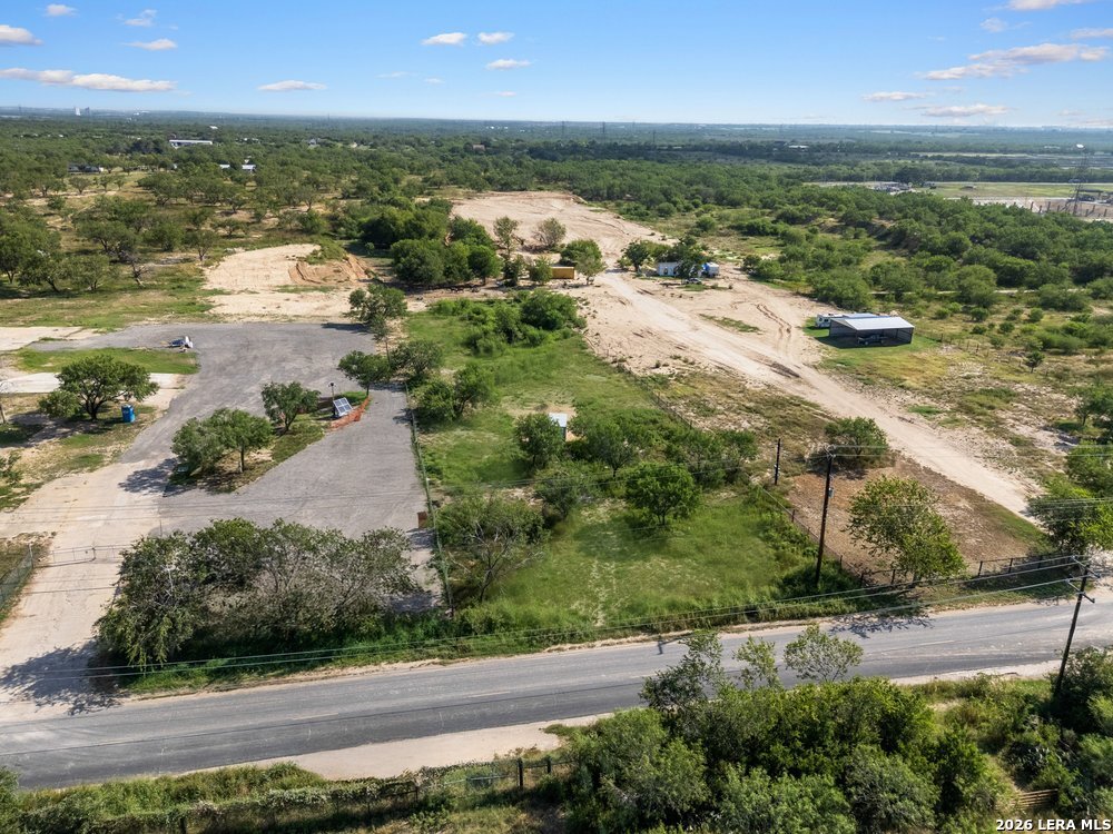 main property photo 4