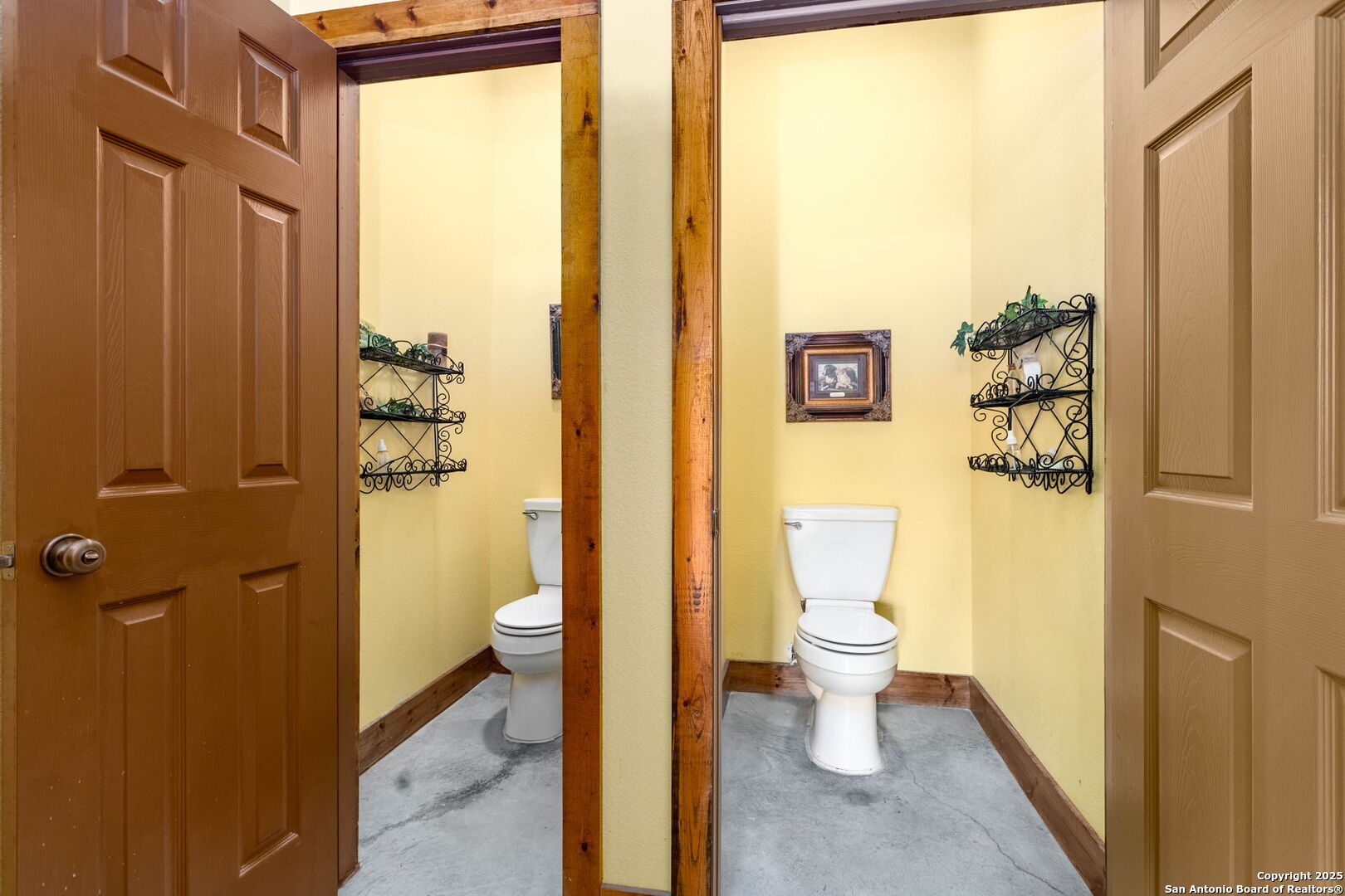 main property photo 11