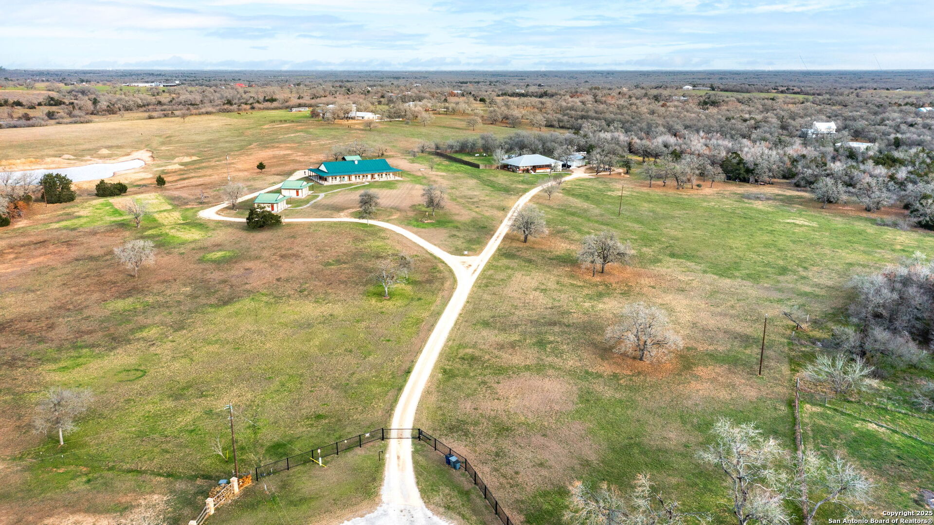 main property photo 36