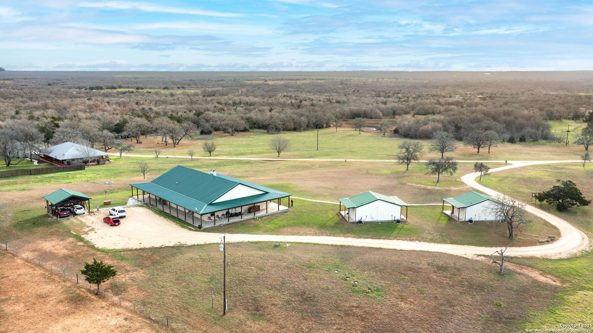 main property photo 37