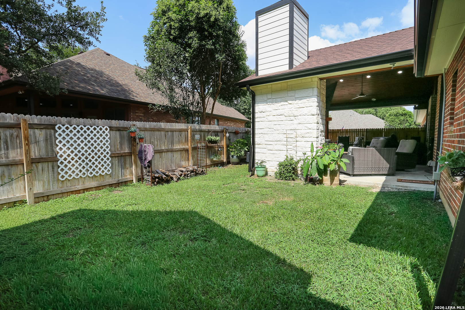 main property photo 45