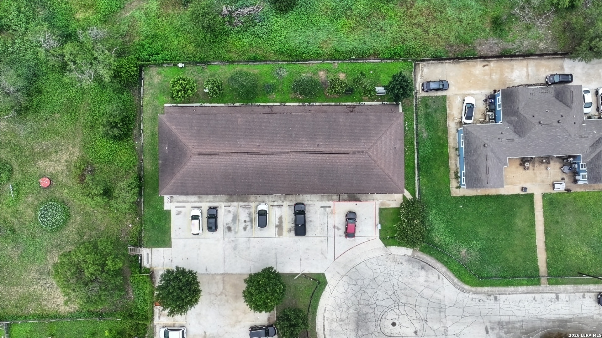 main property photo 8