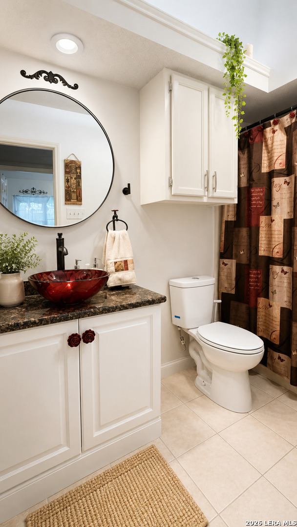 main property photo 13